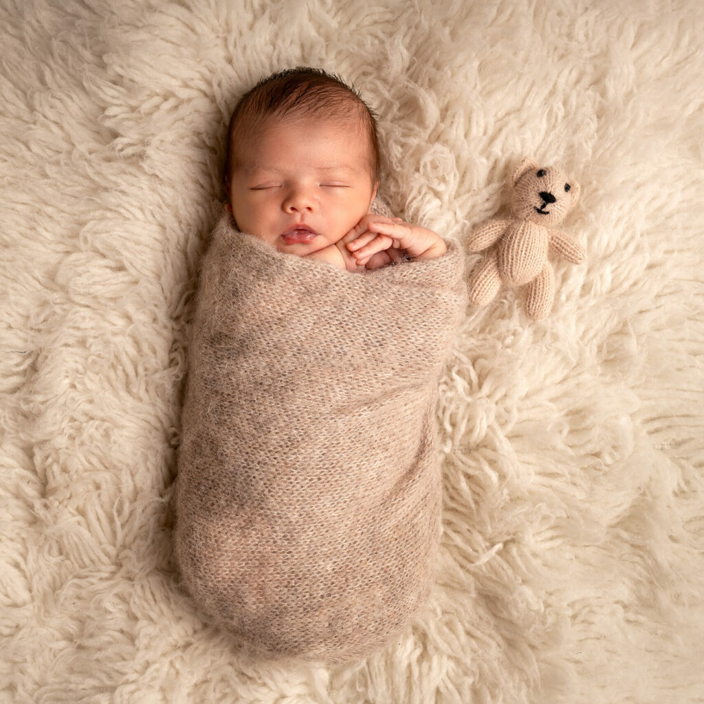 Charlotte Jéhanno Photographe - Séance photo naissance home studio- Nael